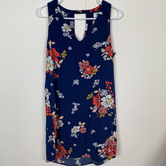 Old Navy Dresses & Skirts - Old Navy Floral Dress